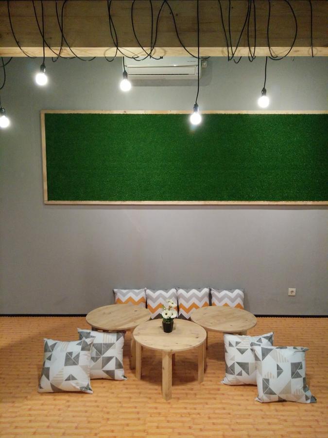 Woodlot Hostel Маланг Экстерьер фото
